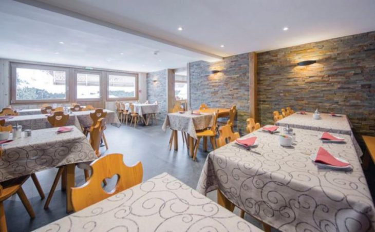 Hotel Igloo, Morzine, Dining